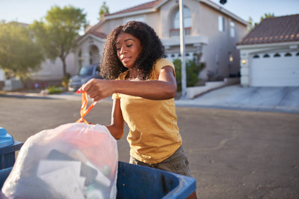 Best Yard Waste Removal  in Louisiana, MO