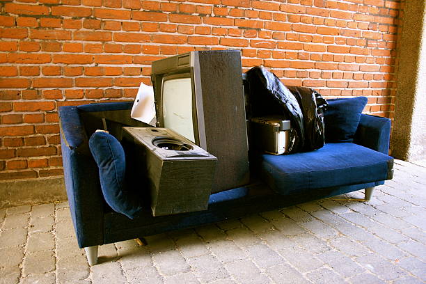 Best Electronics Removal Services  in Louisiana, MO